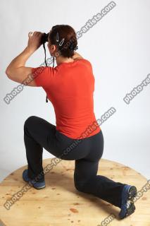 2021 01 ANGELINA KNEELING POSE WITH SPYGLASS (12)